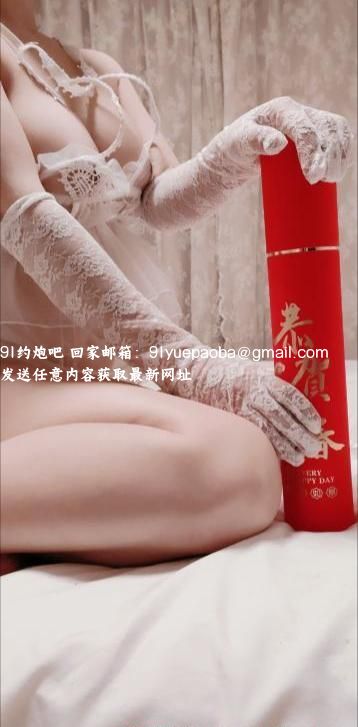 草房E胸大奶秘密花园
