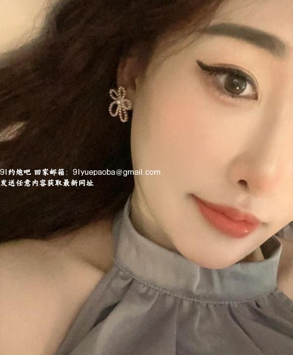 口活超爽的小姐姐