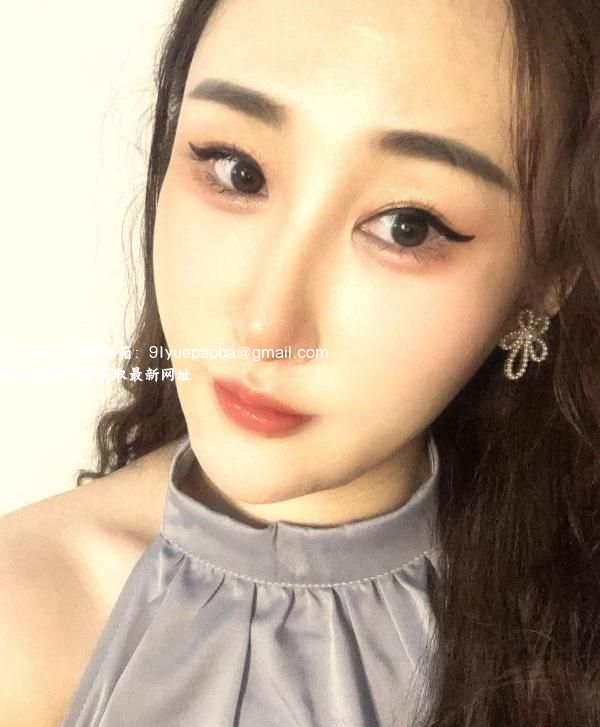 口活超爽的小姐姐