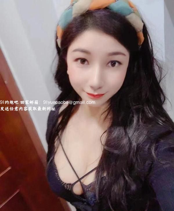 丰乳肥臀微胖少妇