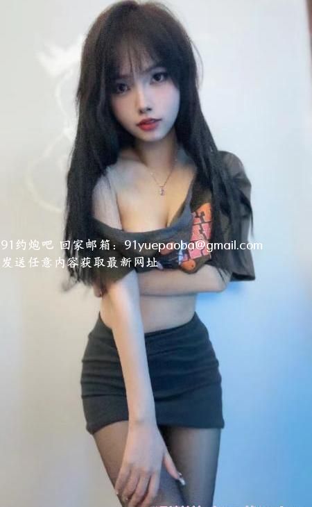 黑丝美人栀夏