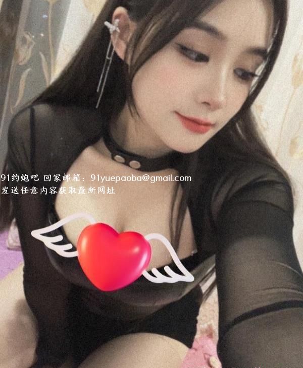 瑶海大奶妹芳芳