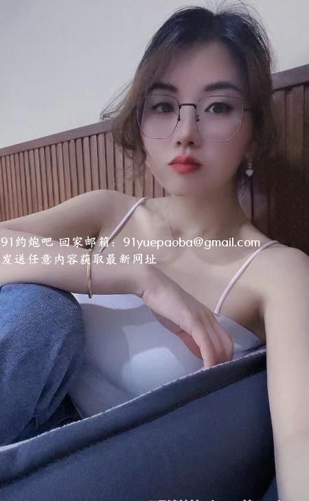 漂亮美少妇