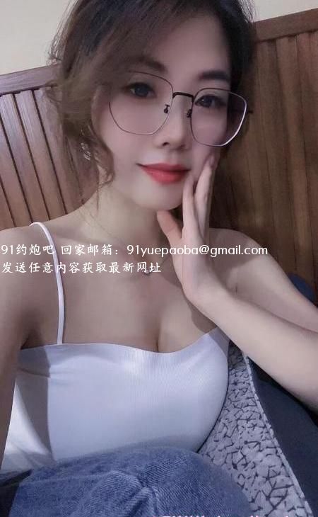 漂亮美少妇