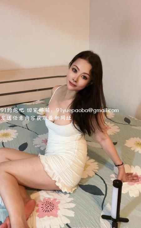 东晓南双飞少妇