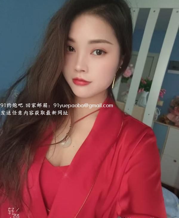 龙华清纯美女