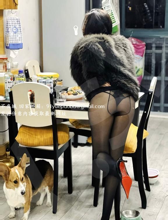 虎泉大奶服务少妇