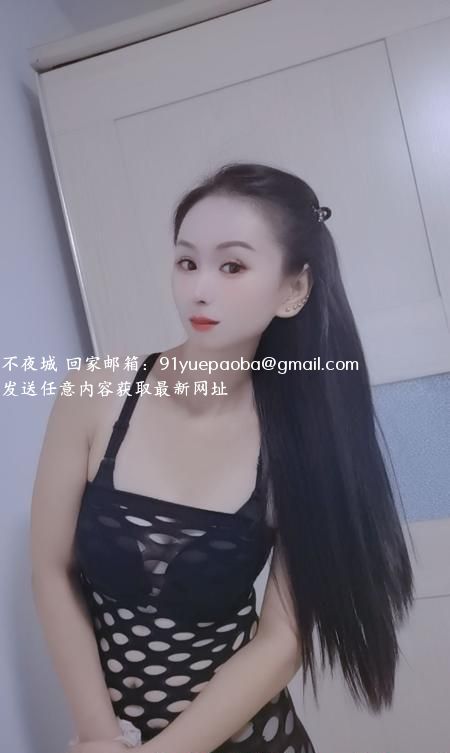 腰细屁股大的小骚货
