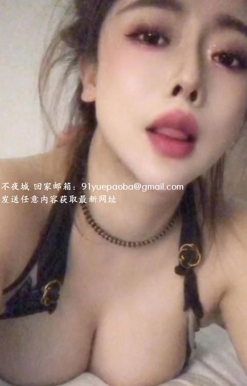 罗湖妩媚风韵静宝