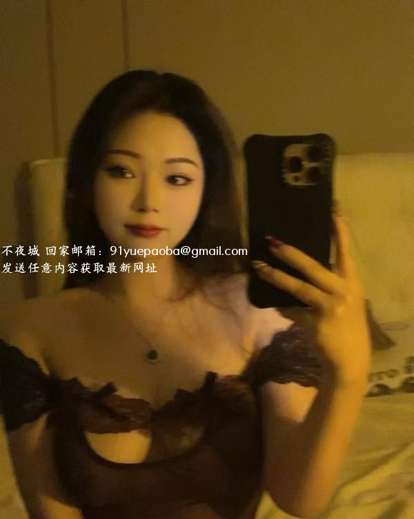 肉漫大胸萝莉控