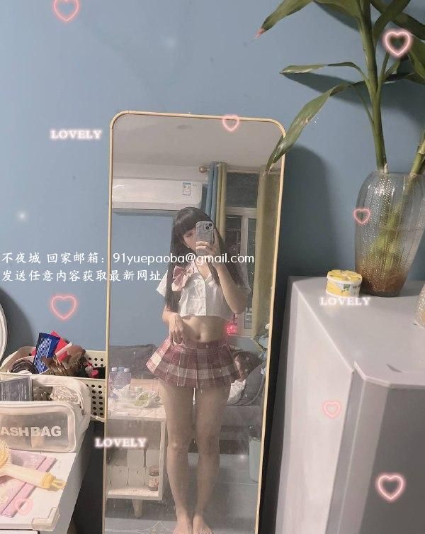 禅城妖娆白哲小女子