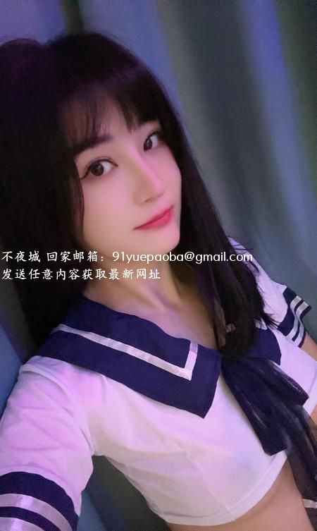 颜值担当黑丝性感骚妹