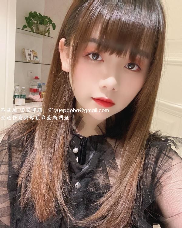 美艳风骚年轻妹子