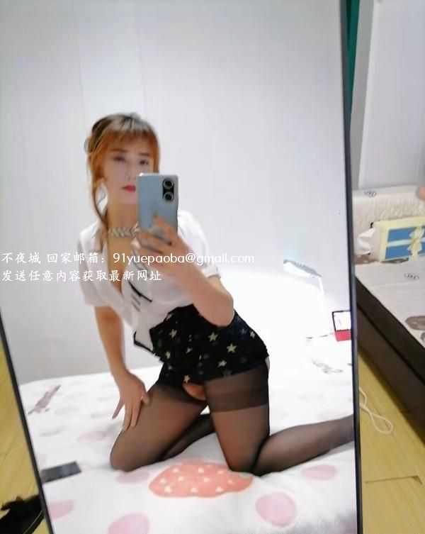 镜湖芙蓉姐姐