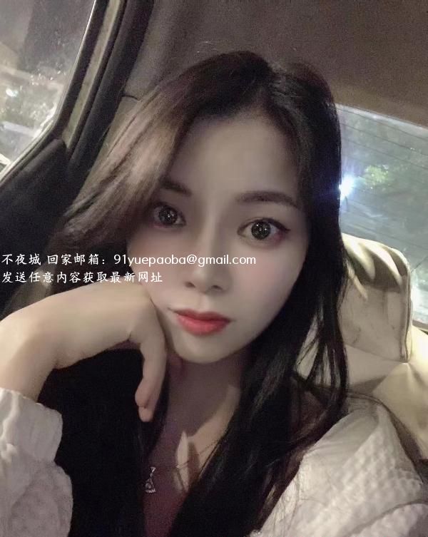 高个性感美女