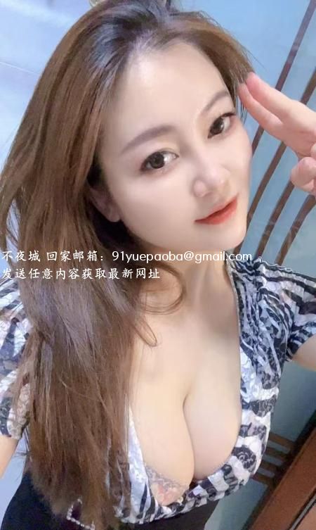 风情骚气丰乳果果