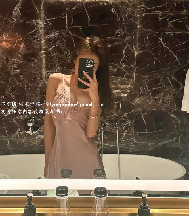 大屁股安琪儿