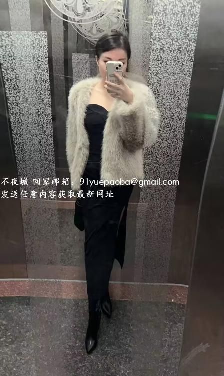 南山荔林美骚女亦菲