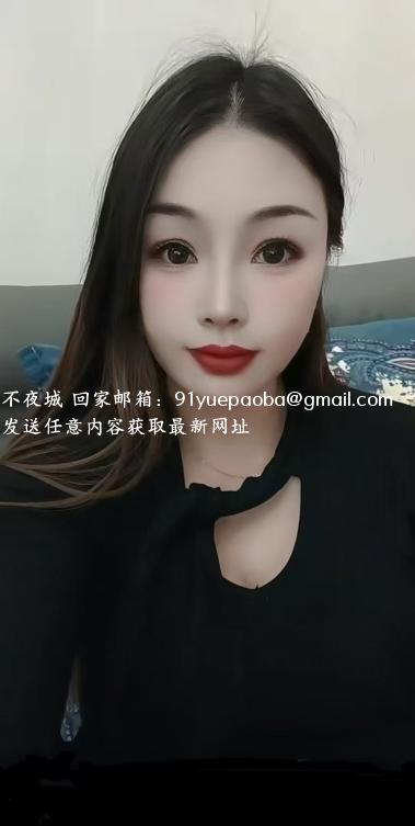 瑜伽美女身材巨好