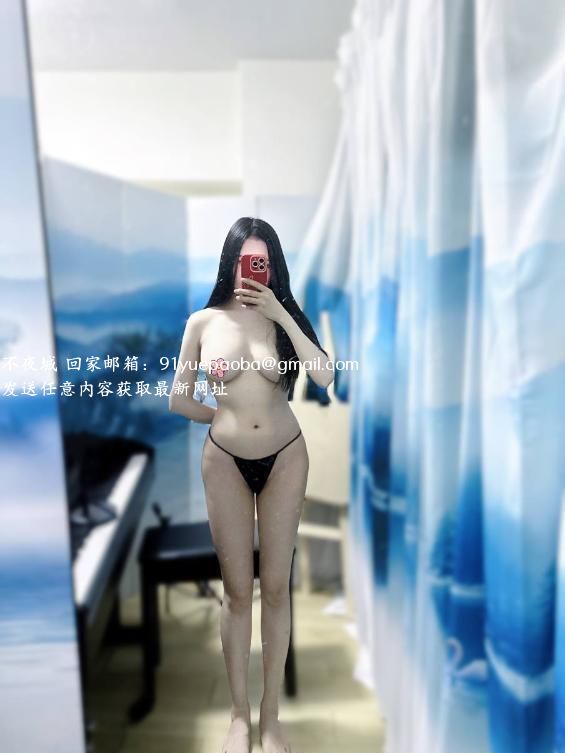 服务到位颜值妹子
