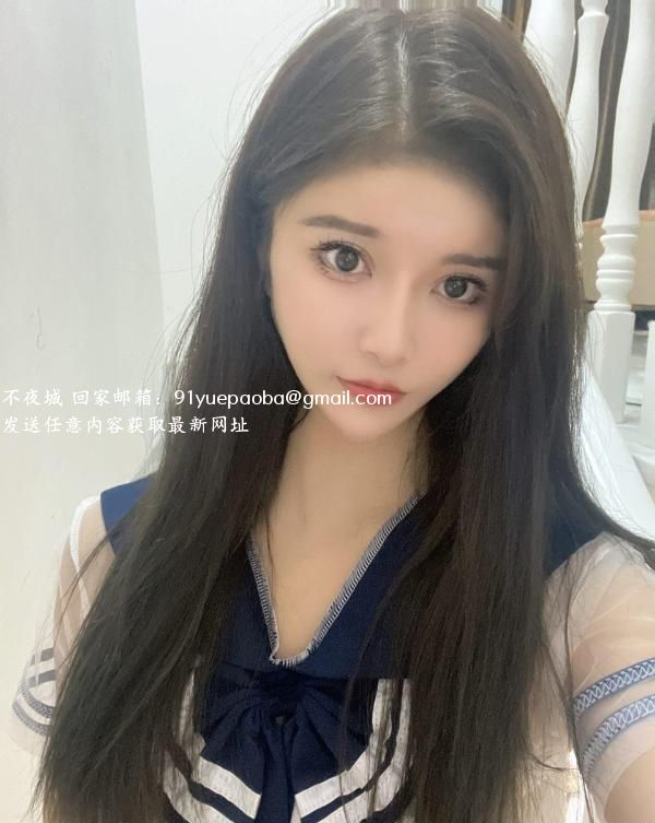 性感模特长腿嫩妹