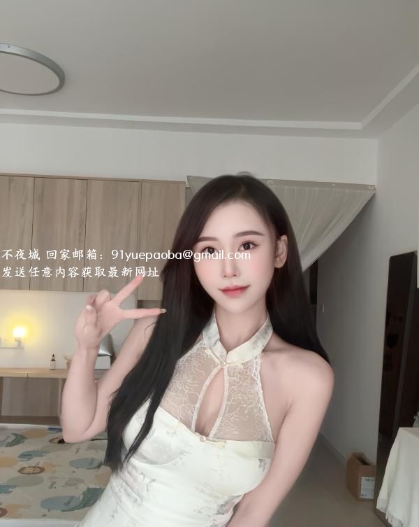 天河腿长肤白小姐姐