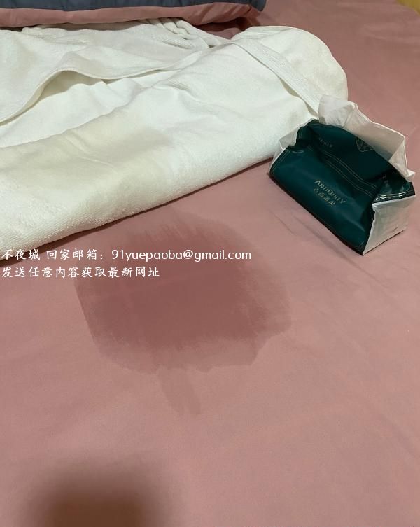 潮喷骚女贝贝