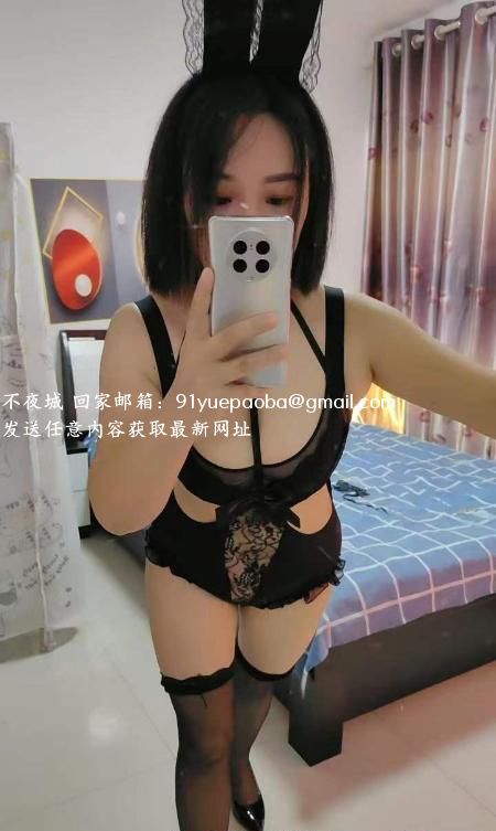年轻大奶小师姐