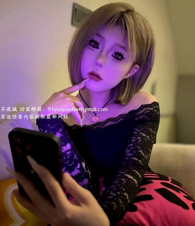 浦东性格健谈短发妹