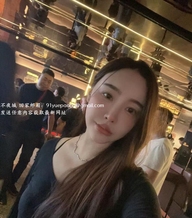 模特白雪