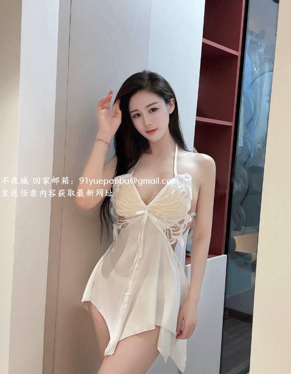 肤白颜值大长腿萱萱