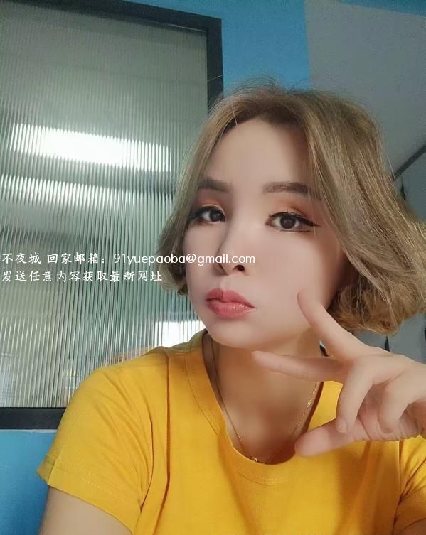 西青小巧小少妇