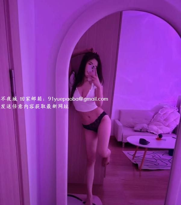天河瑜伽大长腿琳琳