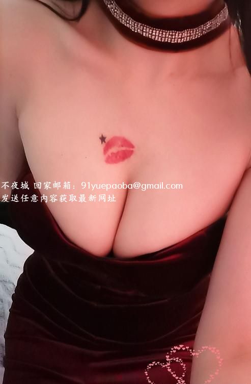 爆乳女神气质绝佳