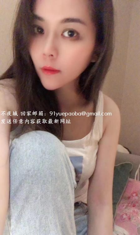 高挑大胸老师