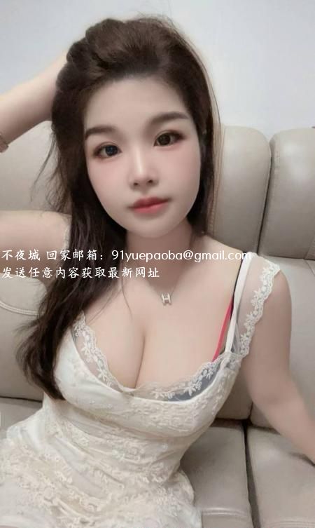 海珠大波风骚妹子