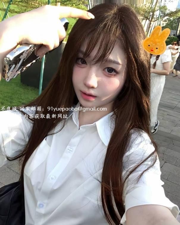 三点粉嫩玲玲后妹子
