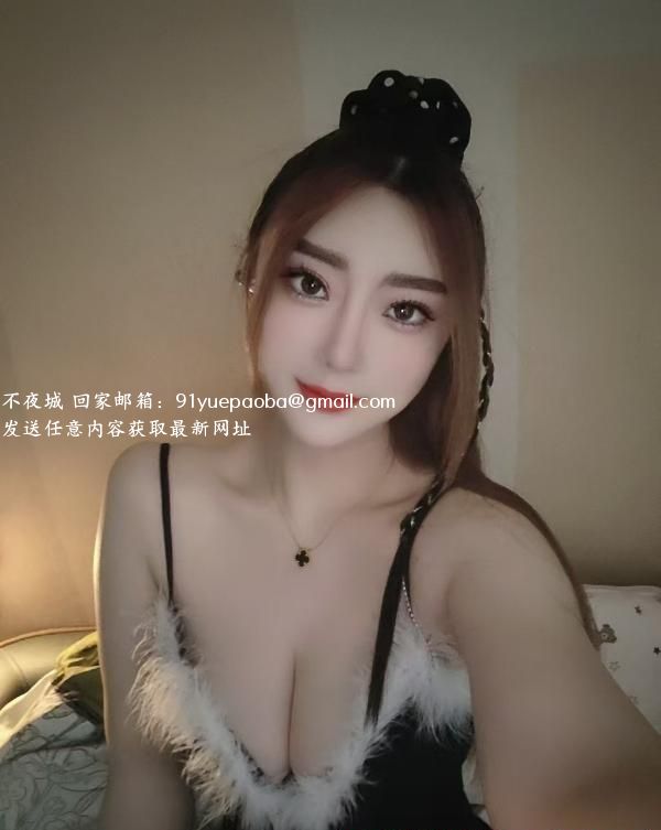 回归的性感美少妇青宝