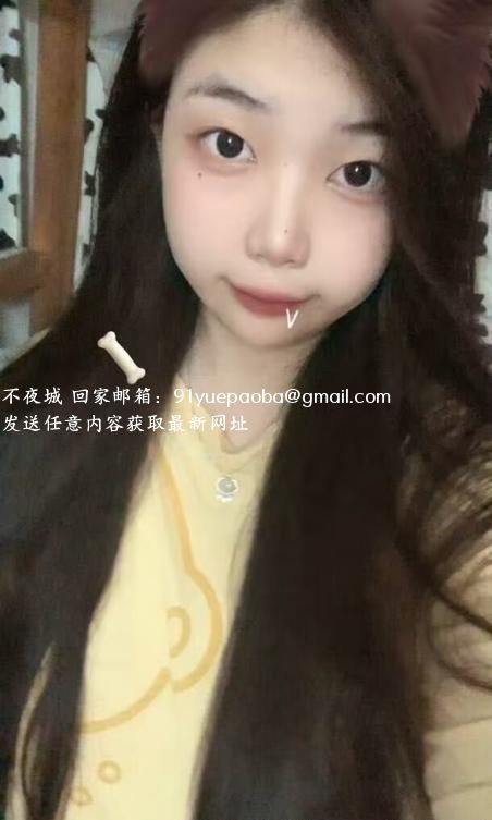 童颜巨乳bbw