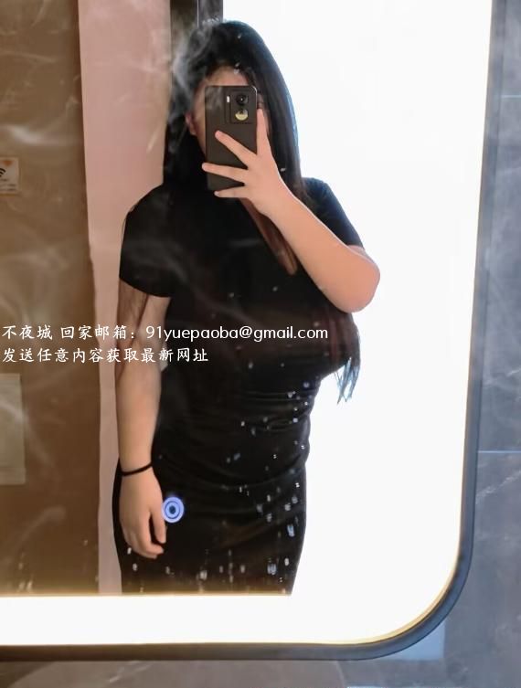 童颜巨乳bbw
