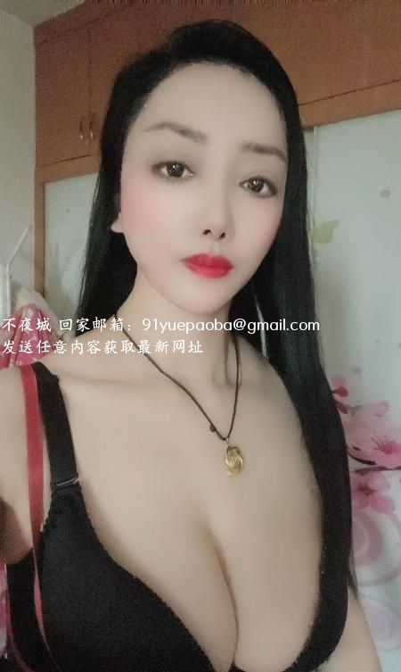 知性与性感兼具的姐姐