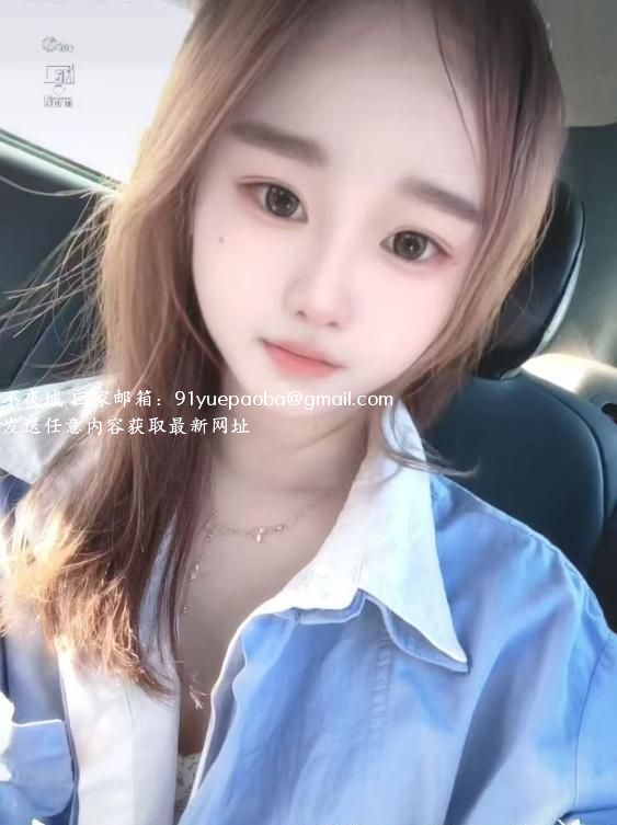 双飞两骚妇