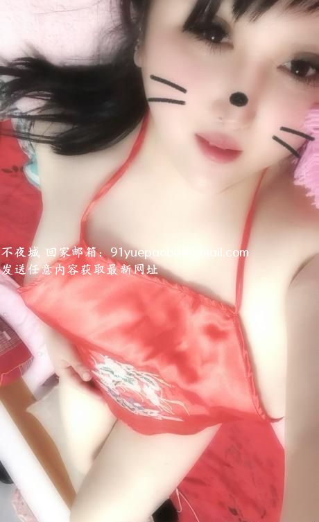 三通潮吹巨乳人妻老师