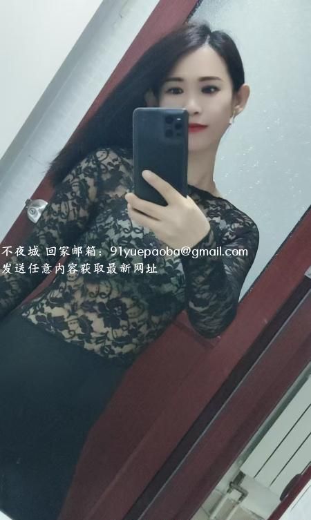 苗条活好骚妇