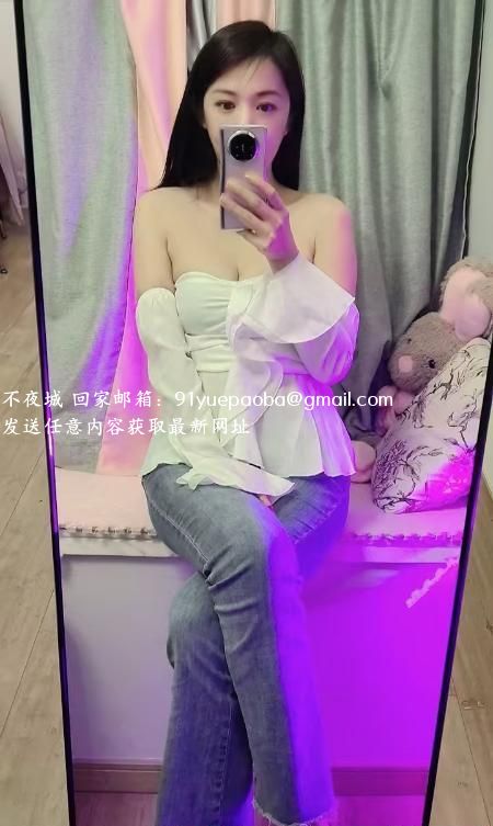 成都姐妹花依灵儿