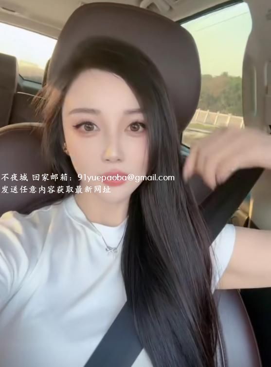 肤白小宝贝
