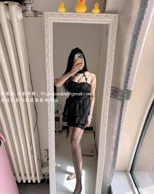 东丽D奶玉腿骚妇