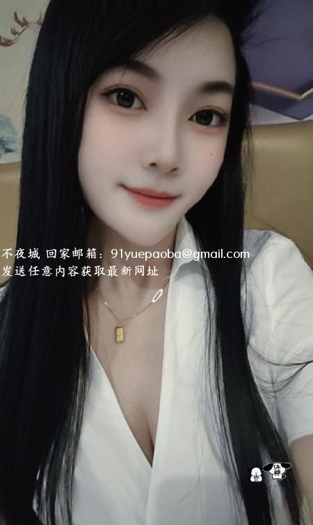 黑丝制服佳琦