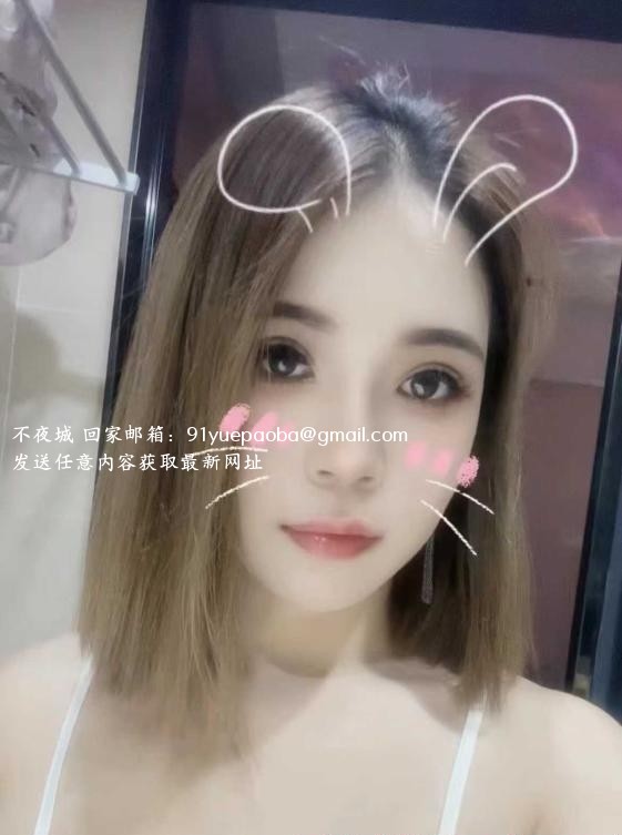 湖塘气质少妇