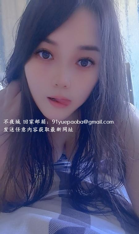 苗条服务系少妇